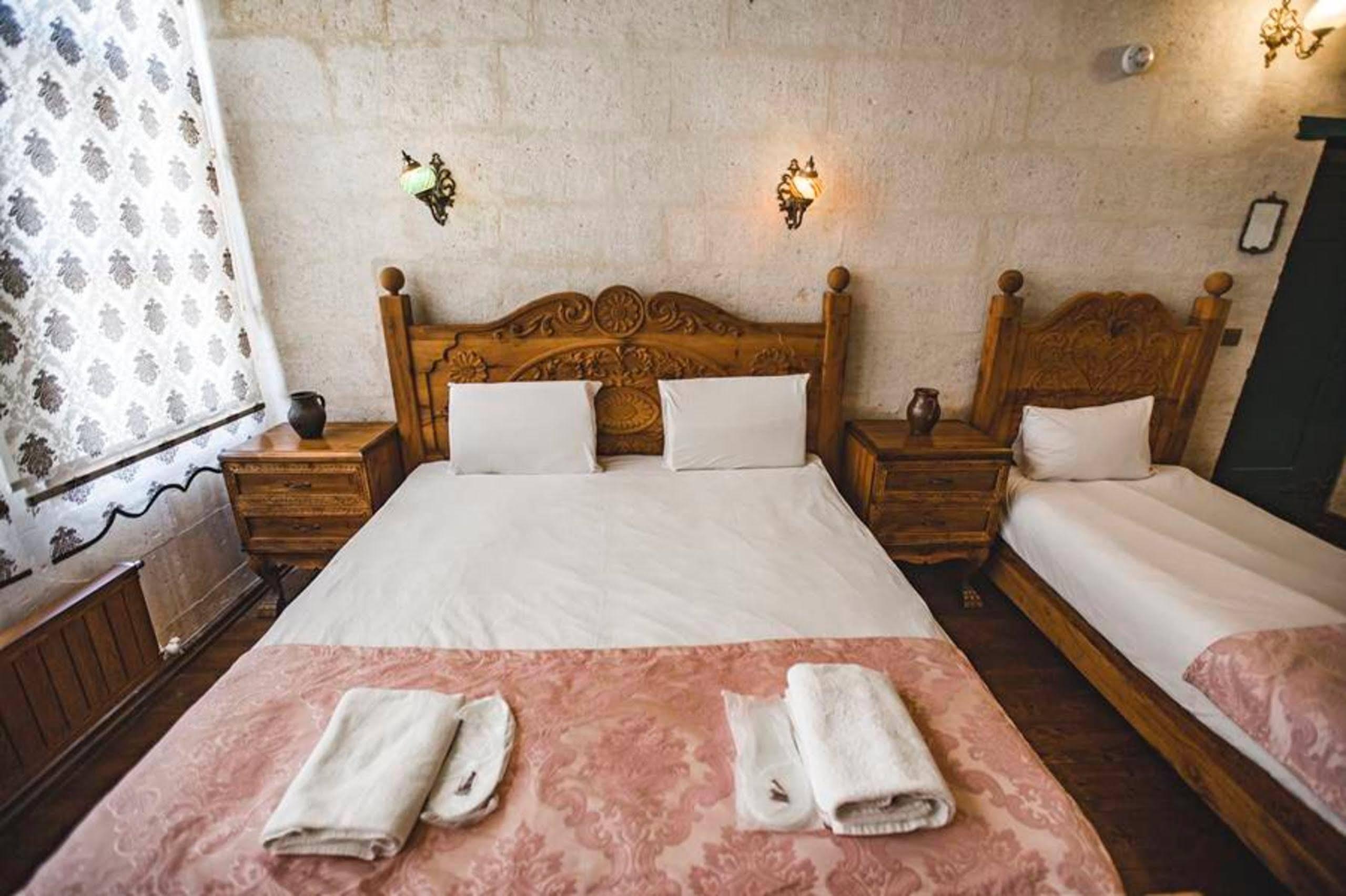 Kardesler Cave Hotel Ürgüp Extérieur photo